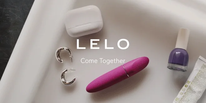 Official LELO Mia 3 photo. Lipstick-size bullet with cap, wide crop from LELO.